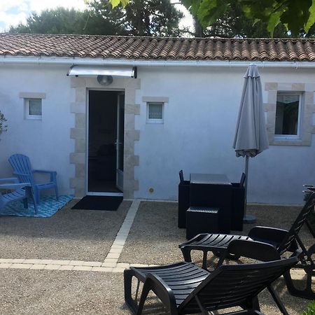 La Petite Maison Sur L'Ile De Re La Flotte Exteriör bild