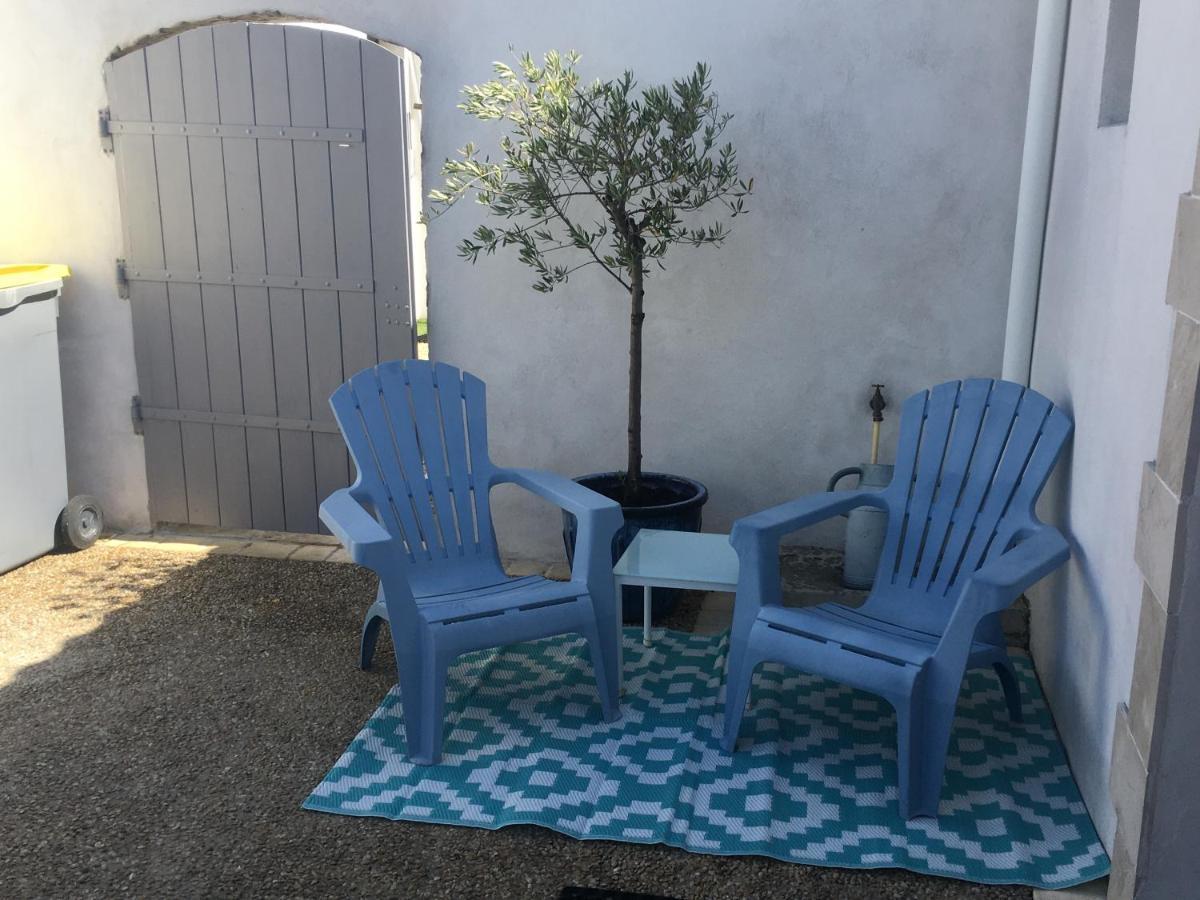 La Petite Maison Sur L'Ile De Re La Flotte Exteriör bild