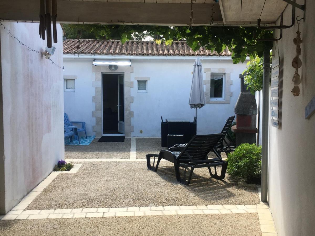 La Petite Maison Sur L'Ile De Re La Flotte Exteriör bild