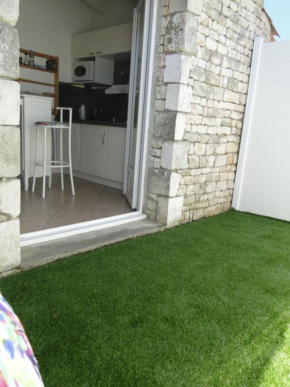 La Petite Maison Sur L'Ile De Re La Flotte Exteriör bild