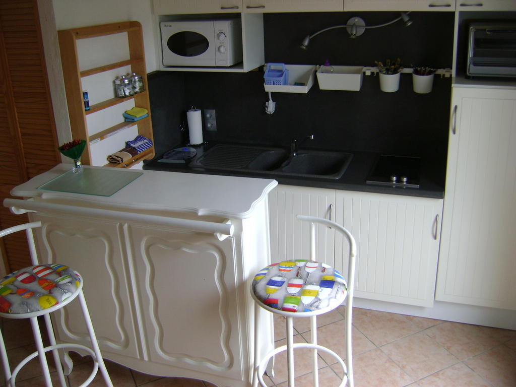 La Petite Maison Sur L'Ile De Re La Flotte Exteriör bild