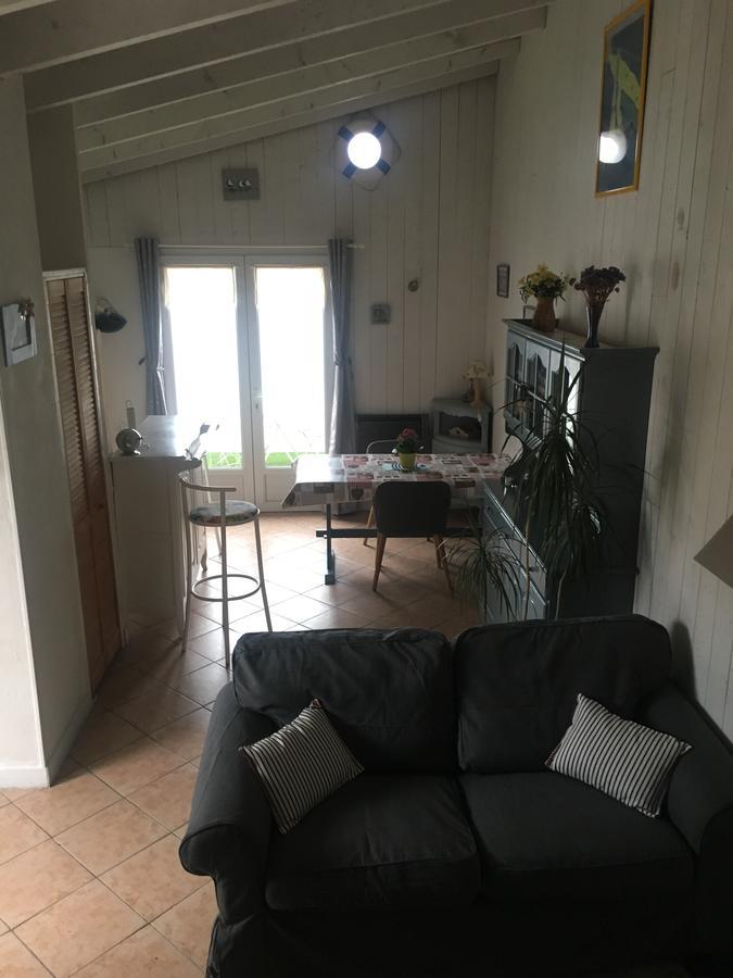 La Petite Maison Sur L'Ile De Re La Flotte Exteriör bild